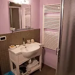 La Maison D' Amelie E