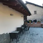 La Maison D' Amelie E Fenis