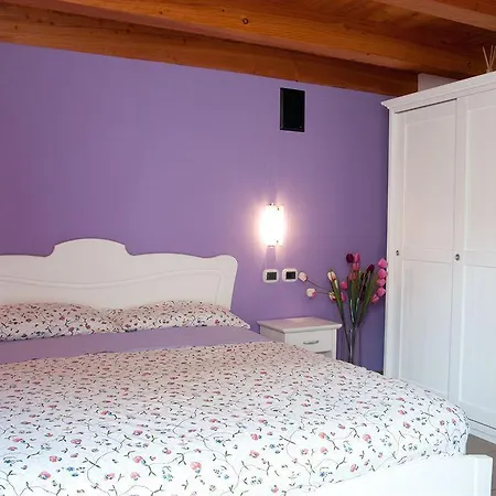 Bed & Breakfast La Maison D' Amelie E Fenis