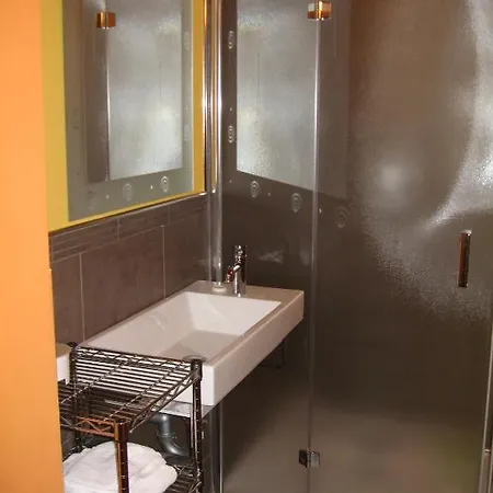 La Maison D' Amelie E