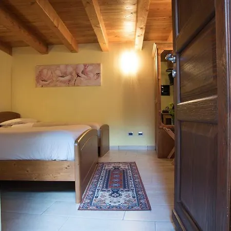 La Maison D' Amelie E Fenis