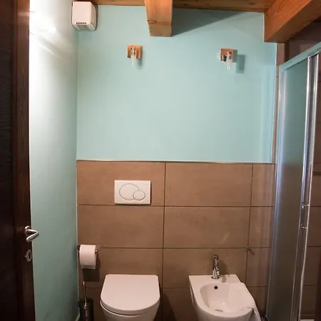 Bed & Breakfast La Maison D' Amelie E 4*