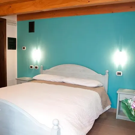 La Maison D' Amelie E Fenis