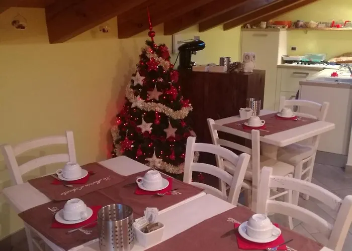 La Maison D' Amelie E Alojamento de Acomodação e Pequeno-almoço 4*